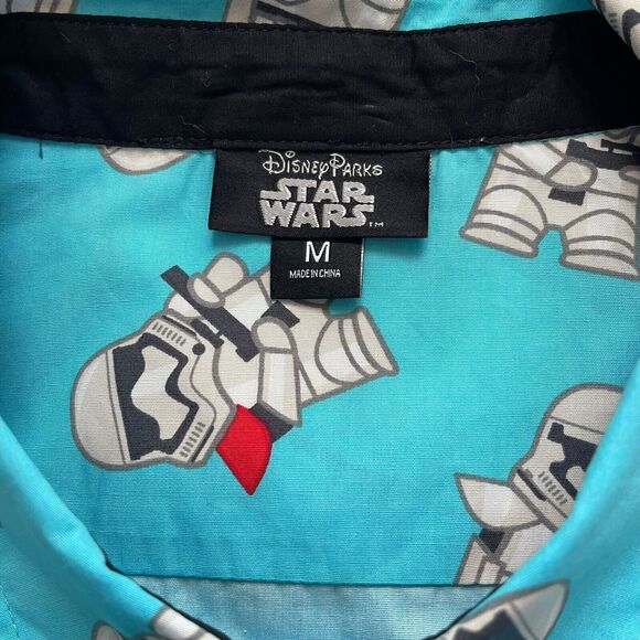 Disney Parks Star Wars Stormtrooper Button-Up Shirt M Blue Short Sleeve NWT - Picture 7 of 11